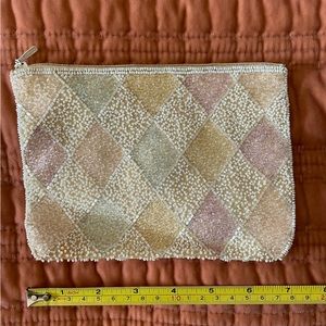 Beaded clutch. Muse see!